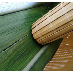 Väljas olevad bambusest rulood Naturtrend Shopi kodutranspordiga