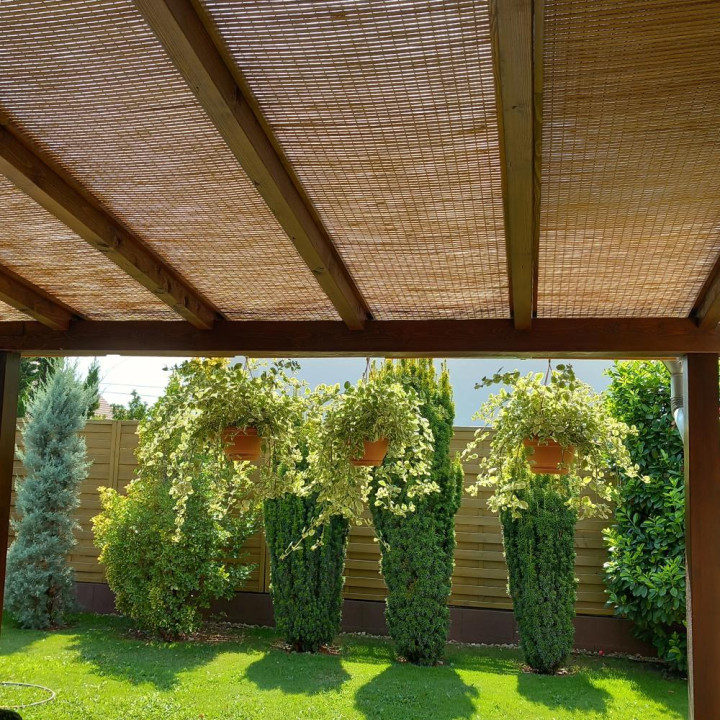 Umbra soarelui de bambus pentru terasă, eficientă și decorativă