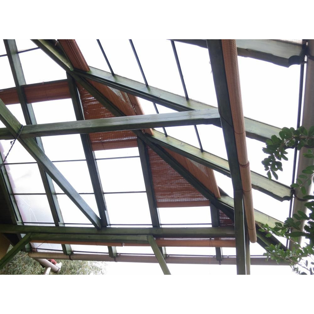 Wintergartenverschattung unter Glasdach, Sonnenschutz auch mit extra breiten Bambus Rollos
