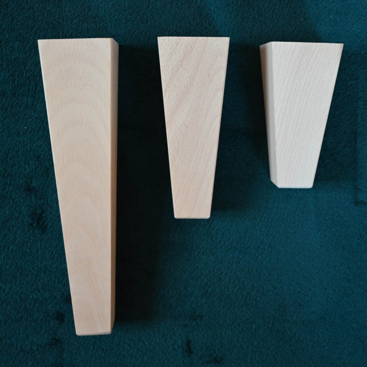 Möbelfüße aus Holz in 12x6, 16x6 oder 25x6 cm Maßen