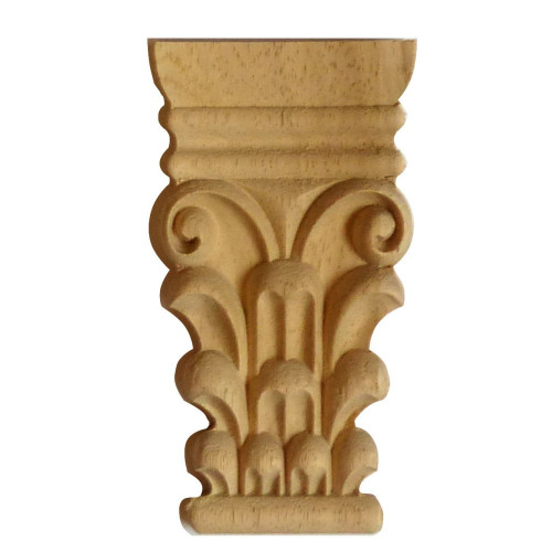 Kolumna koryncka wyrzeźbiona z drewna z rzeźbą w kształcie liścia akatu