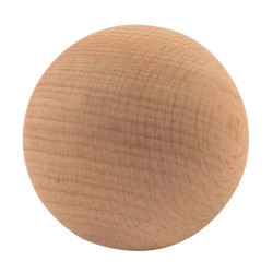 Nikerdatud puidust pall