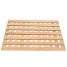 Drvene rešetkaste ploče koje se koriste kao poklopci za ventilaciju na zidu ili drvene ploče za vrata