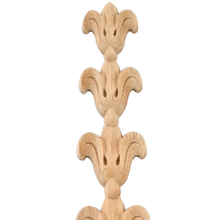 Intagli su legno con ghirlanda di tulipani