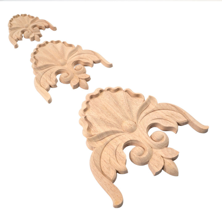 Träsniderier för möbler med hemleverans