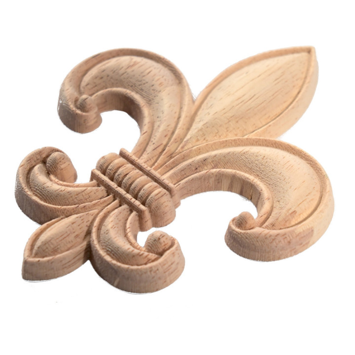 Ampia scelta di intagli su legno con motif fleur de lis