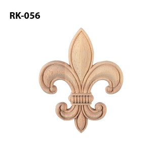 Gamă largă de ornamente sculptate din lemn cu fleur de lis