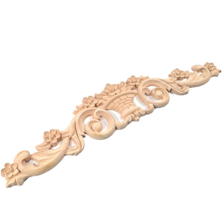 Vyřezávaný dřevěný ornament: Květinový koš s úponky