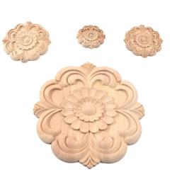 Wooden carvings with floral patterns for decoration