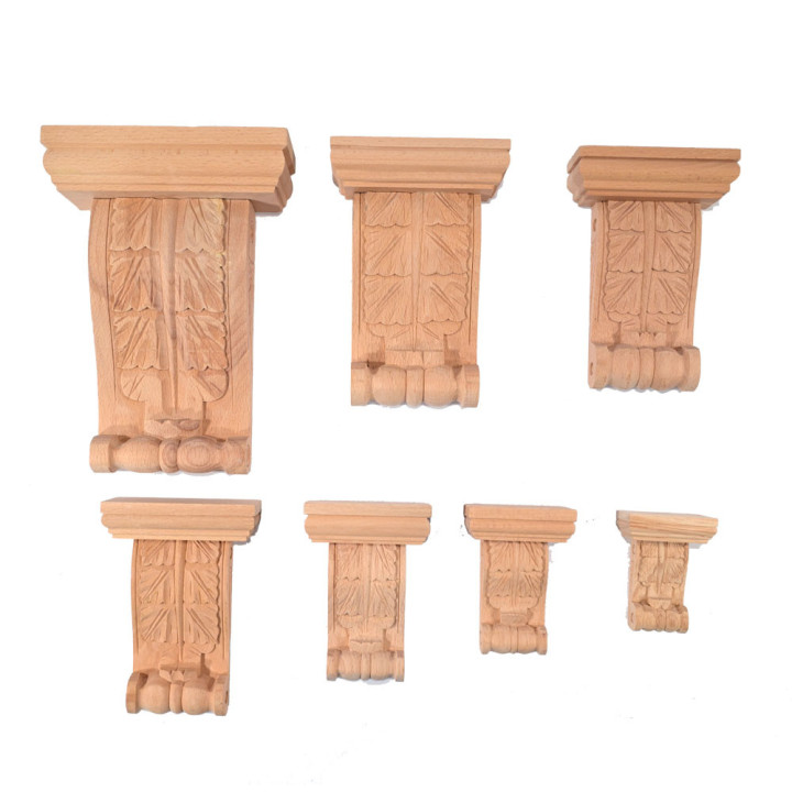 Moldagem da coroa com esculturas de folhas de acanto, elemento de fecho da cabeça da coluna