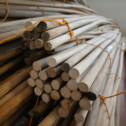 The rattan stick is an accessory of oriental martial arts.