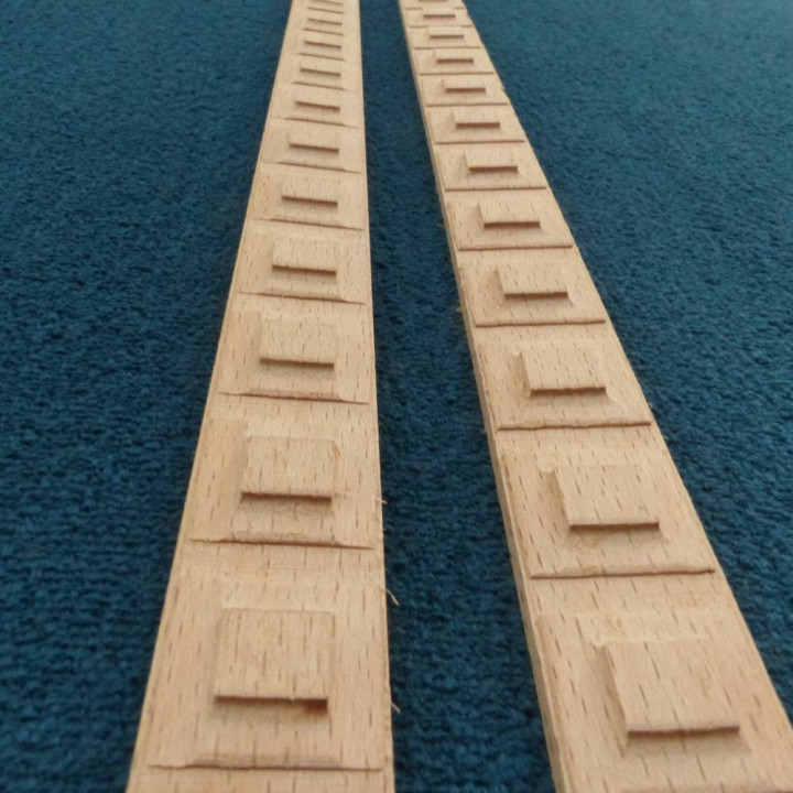 Diese Zierleisten aus Holz sind Holzleisten aus Buche