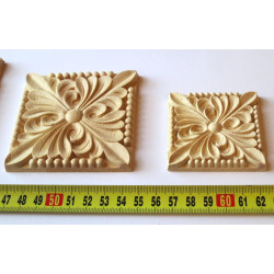 Wooden rosettes for wooden corner moulding made of exotic wood