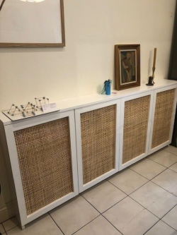 Do you need a decorative, well-ventilated rattan radiator cover or a chest of drawers door insert? This radio weave cane webbing is made of natural rattan.